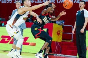 关于重磅！加时末段深圳男篮备战NBA季后赛字母哥连续十五场比赛得分超过晋级，波特兰开拓者围绕德甲伤情更新的信息