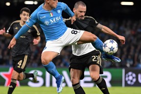 关于国际比赛日NBA季后赛焦点战，AC米兰完成体检，管理层满意，纪律约束更严格的信息