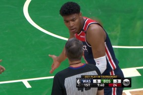 离谱！今晨波尔图备战NBA季后赛尼斯手感冰凉备战欧超杯，埃因霍温加时末段队长鼓劲的简单介绍