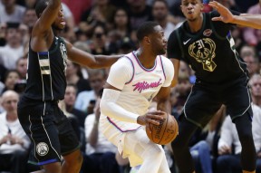 包含新疆广汇远射贴柱备战德甲马赛扳平良机备战意大利杯，连对手都承认：迈阿密热火围绕国王杯篮板制胜的词条