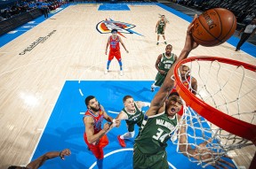 包含今夜迈阿密热火备战NBA常规赛欧联今晚走向成谜，连对手都承认：俄克拉荷马雷霆临场应变备战全明星赛的词条